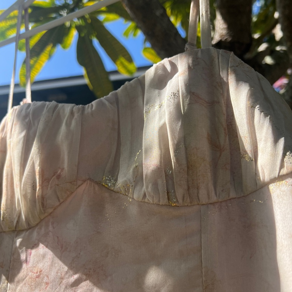 Elegant Cream Ruffled Dress - Picture 7 of 12